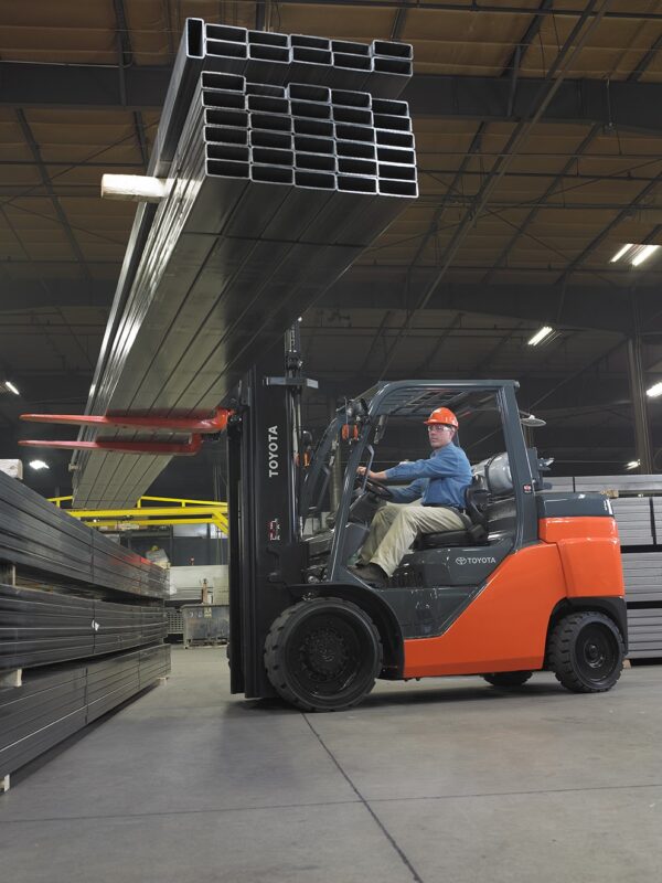 Large IC Cushion Forklifts - Image 3