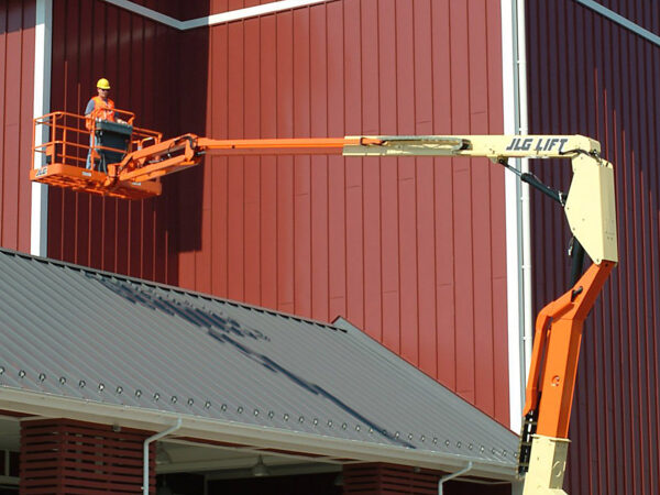 JLG 600 Series Articulating Boom Lifts - Image 4