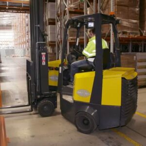 Aislemaster articulating forklift