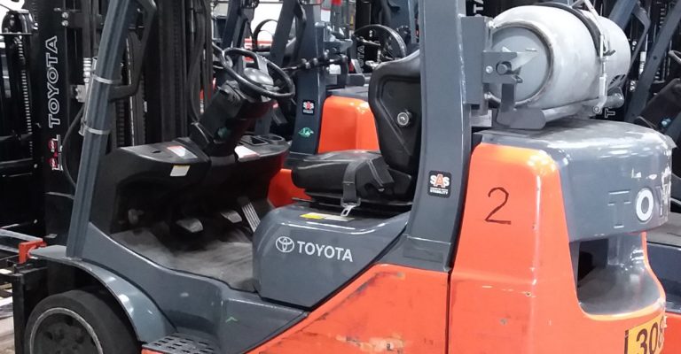 Blog post - Questions to Ask Before You Buy a Used Forklift