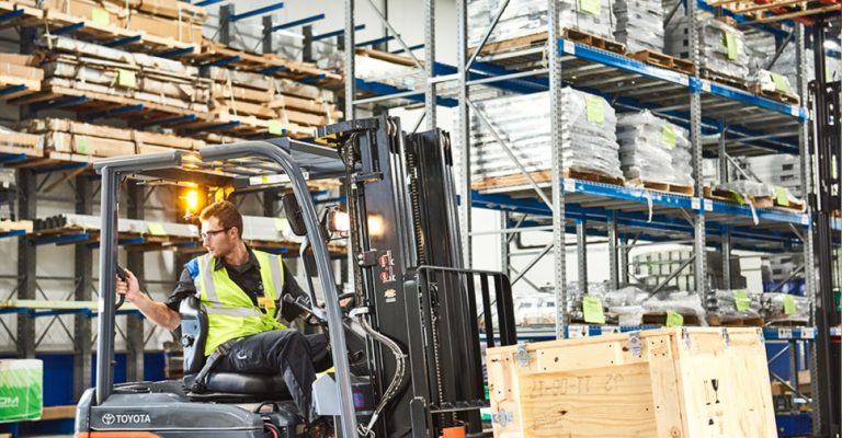 Blog post - Four Reasons to Rent a Forklift