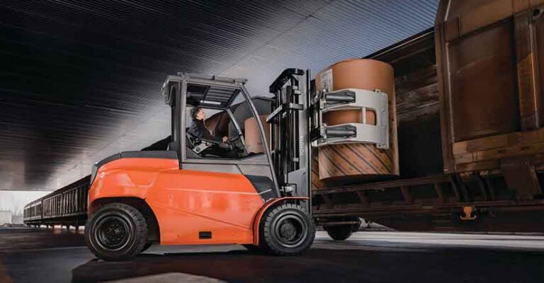 Blog post - When You Need an Electric Forklift for Outdoor Applications