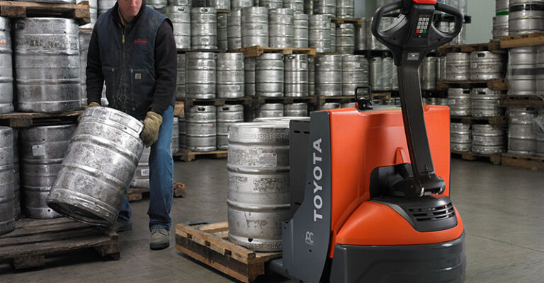 Blog post - Benefits of Electric Walkie Pallet Jacks