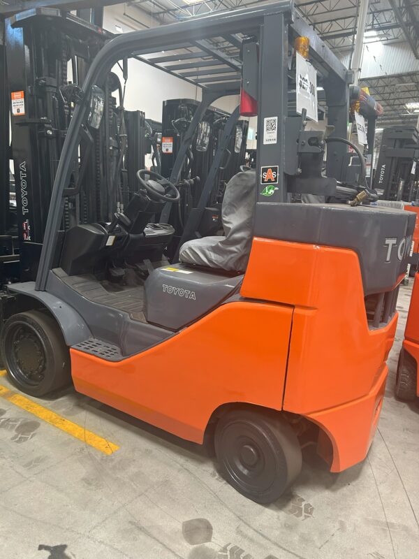 Toyota IC Cushion Forklift - Image 3