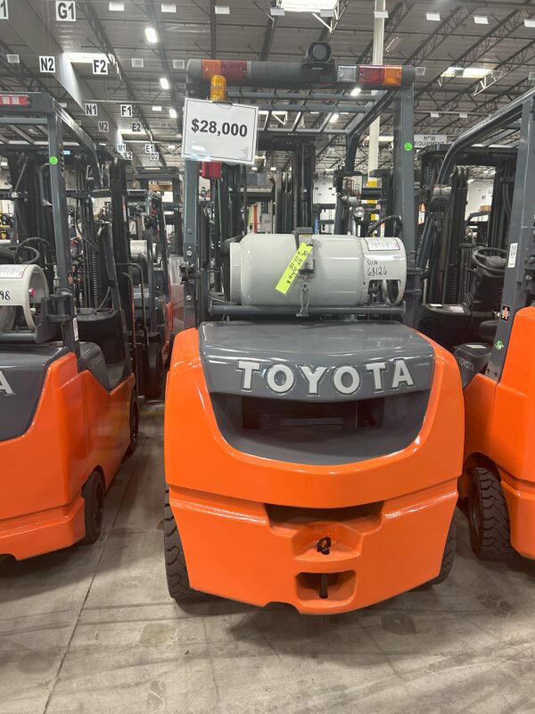 Toyota IC Pneumatic Forklift